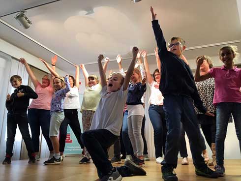 generationen verbinden durch theater